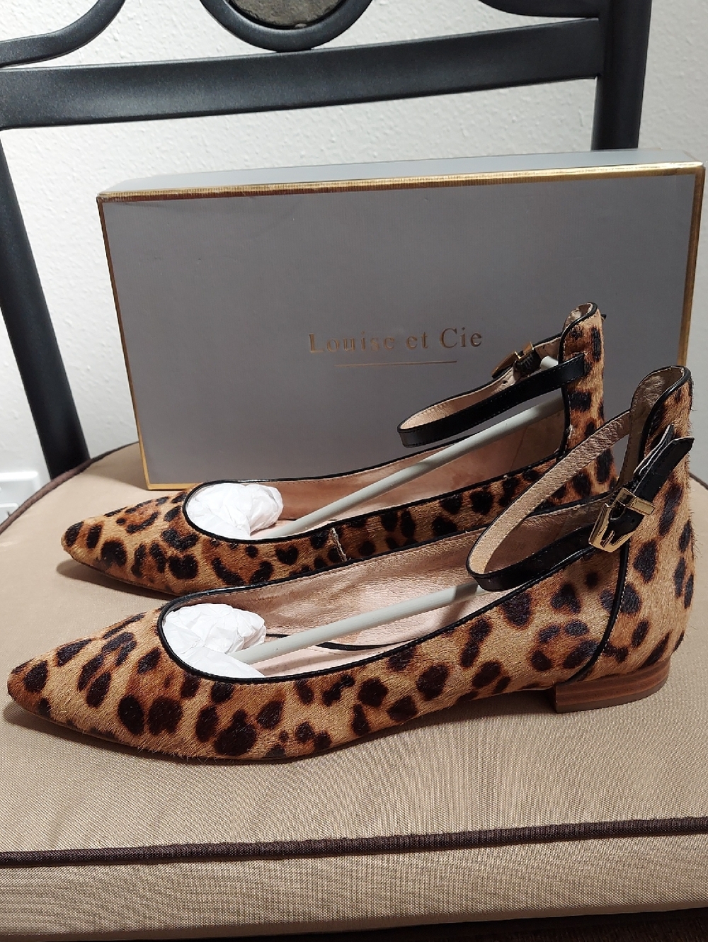 Louise et Cie Shoes, Size 9, Brushed Leopard, Boxed
